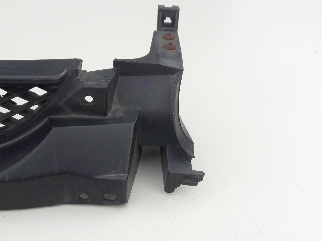 mazda-323-ba-atrapa-grill-zderzaka-przod-94-98-bc1c-50-719-ed-car.pl-5991332