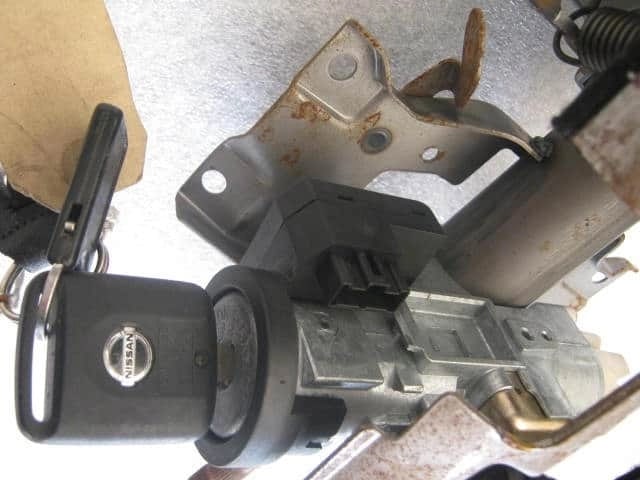 stacyjka-kluczyk-pilot-nissan-350z-3-5-v6-ed-car.pl-4888468