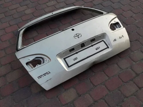 toyota-avensis-i-t22-kombi-klapa-tyl-tylna-97-02-67005-05070-ed-car.pl-4970307