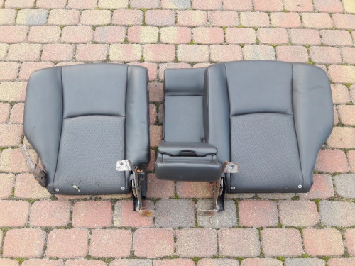 infiniti-fx-i-s50-eu-oparcie-kanapy-kanapa-tyl-03-brak-informacji-523867-ed-car.pl-4888708