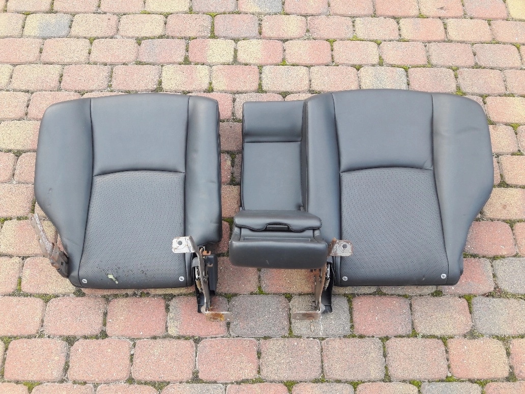 infiniti-fx-i-s50-eu-oparcie-kanapy-kanapa-tyl-03-brak-informacji-523867-ed-car.pl-4888708