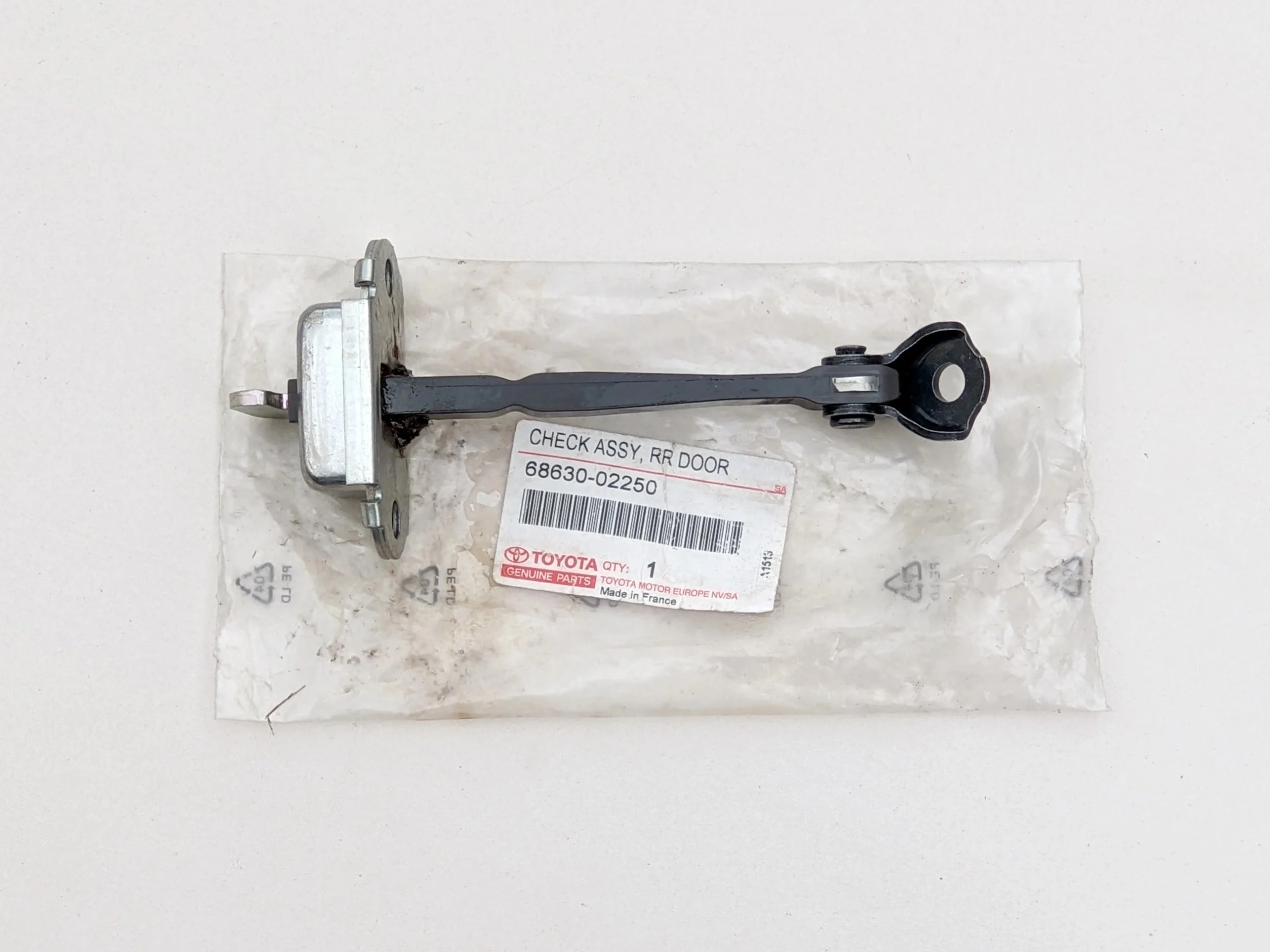 toyota-corolla-e16-e18-ogranicznik-drzwi-tyl-13-16-a68630-02250-ed-car.pl-6087431