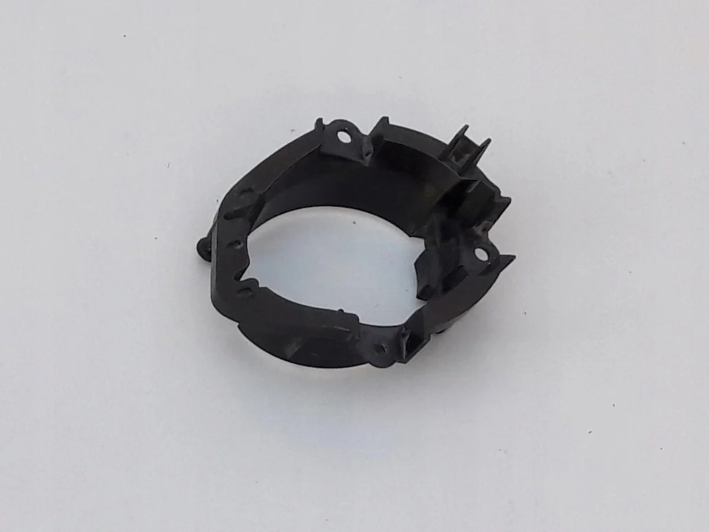 toyota-rav4-iii-ramka-halogenu-lewy-przod-05-08-a52126-42020-ed-car.pl-4866009