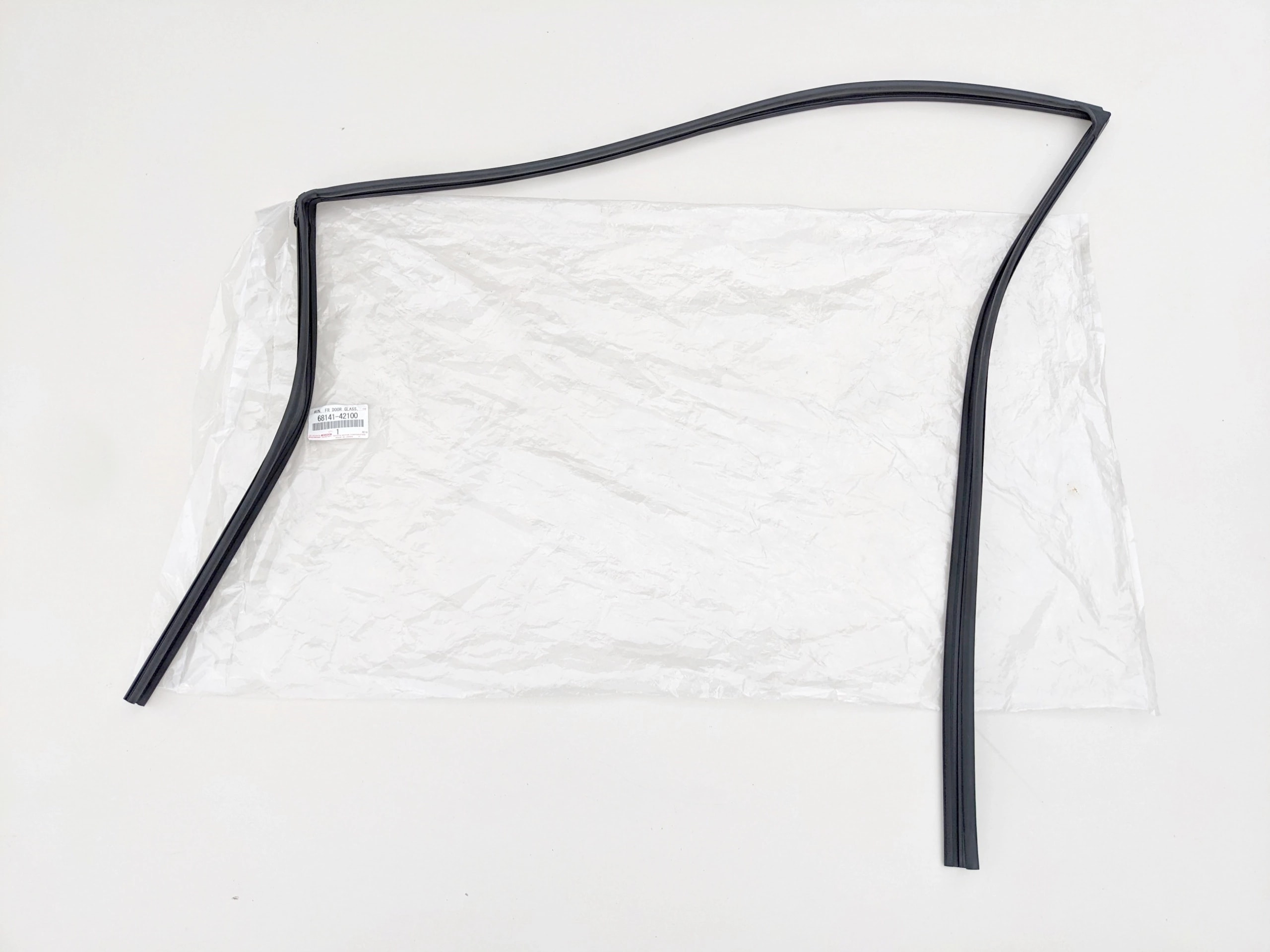 toyota-rav4-iv-uszczelka-drzwi-prawy-przod-12-18-a68141-42100-ed-car.pl-6074823