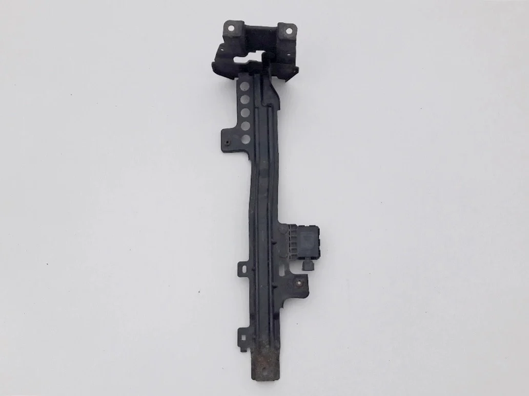 infiniti-m30-m35-m37-q70-pas-wspornik-pasa-przod-62550-1ma0a-ed-car.pl-6095854