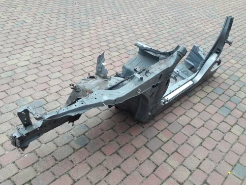 infiniti-m30-m35-m37-q70-podluznica-cwiartka-lewa-brak-informacji-ed-car.pl-6108703