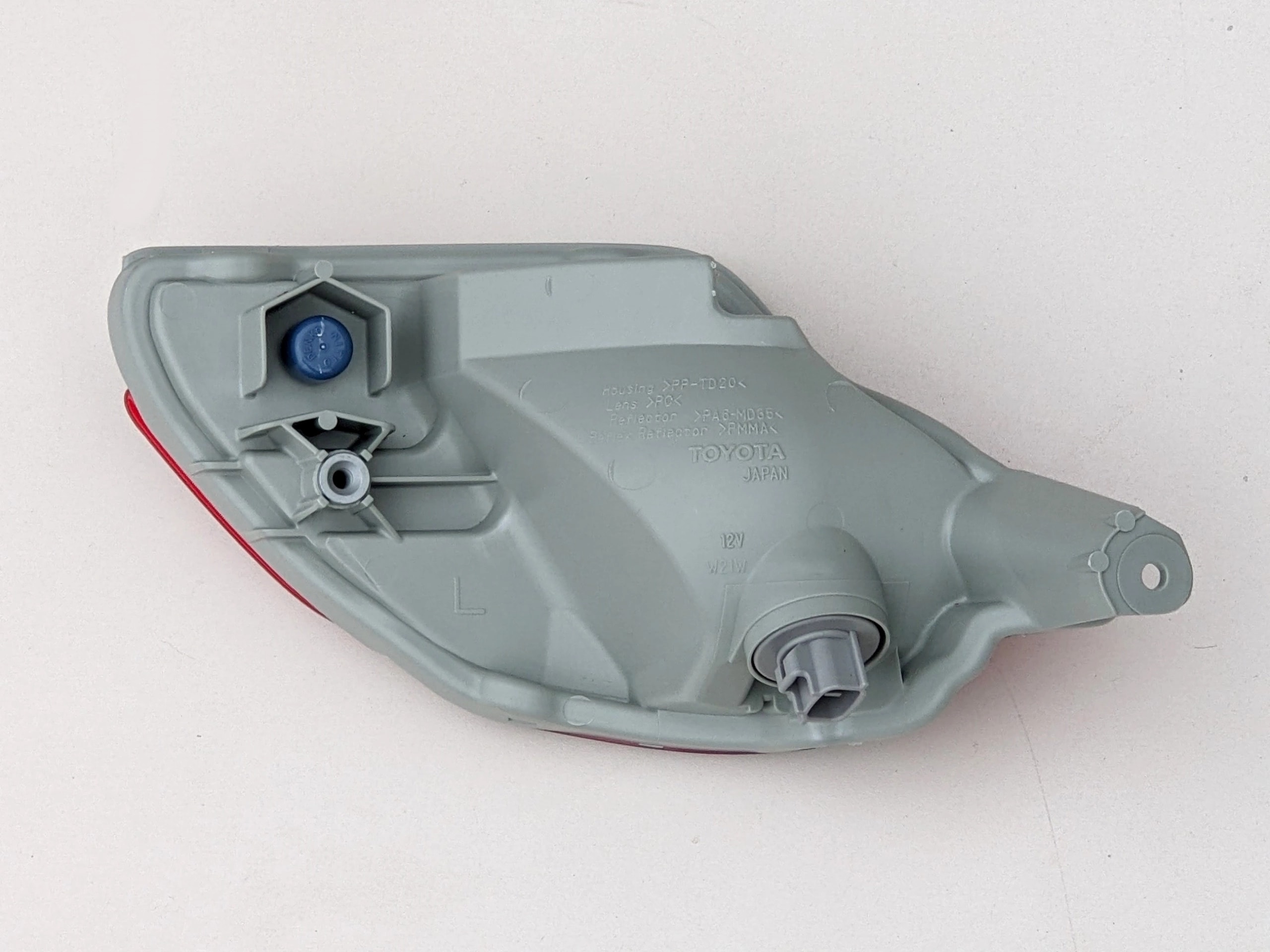 lexus-rx270-rx450h-lampka-zderzaka-lewy-tyl-08-15-a81490-48020-ed-car.pl-6102531