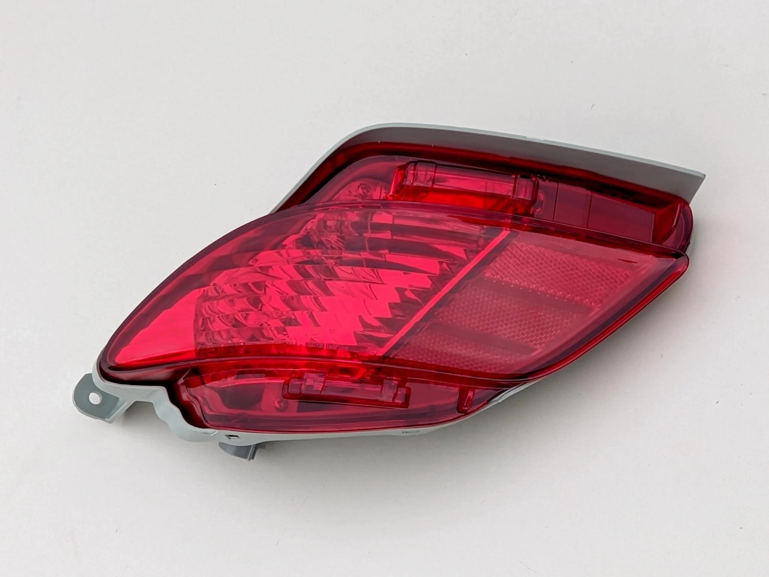 lexus-rx270-rx450h-lampka-zderzaka-lewy-tyl-08-15-a81490-48020-ed-car.pl-6102531