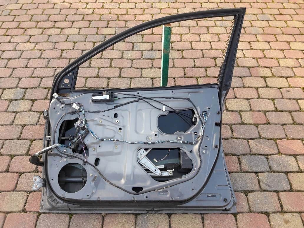 avensis-ii-t25-silniczek-szyby-prawy-przod-03-09-brak-numeru-ed-car.pl-4890911