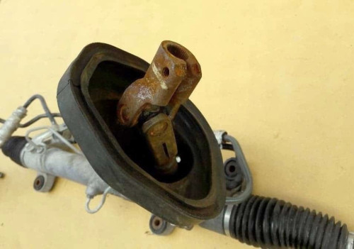 corolla-verso-ii-krzyzak-kolumny-kierowniczej-04-7891501172-ed-car.pl-4889604