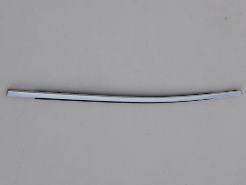 infiniti-m30-m35-m37-q70-listwa-zgarniajaca-tyl-82821-1ma0a-82821-1ma0b-ed-car.pl-4861236