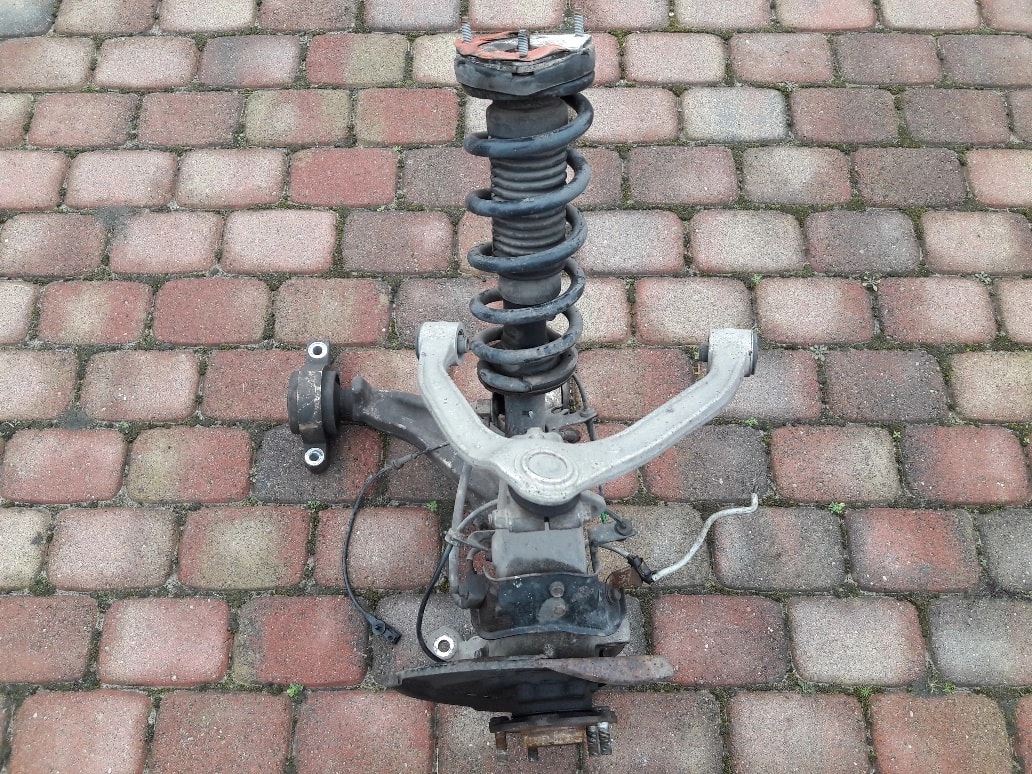 infiniti-m30-m35-m37-q70-mcpherson-zwrotnica-prawa-56110-1mt0a-ed-car.pl-6127938