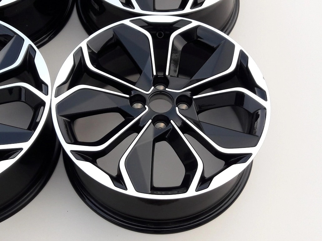renault-clio-iv-captur-felgi-4x100-7x17-et44-7-0jx17ch4-44-7-0jx17ch4-felga-ed-car.pl-6136177