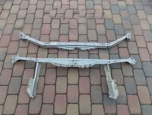 toyota-carina-e-wzmocnienie-gorne-pas-przod-92-98-brak-numeru-ed-car.pl-4890560