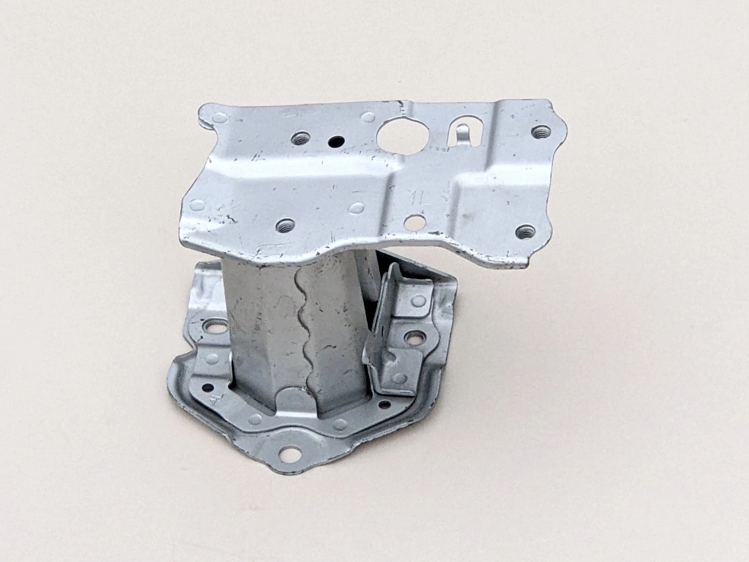 toyota-verso-r2-strefa-zgniotu-lewy-tyl-09-18-a52016-0f020-ed-car.pl-6128243