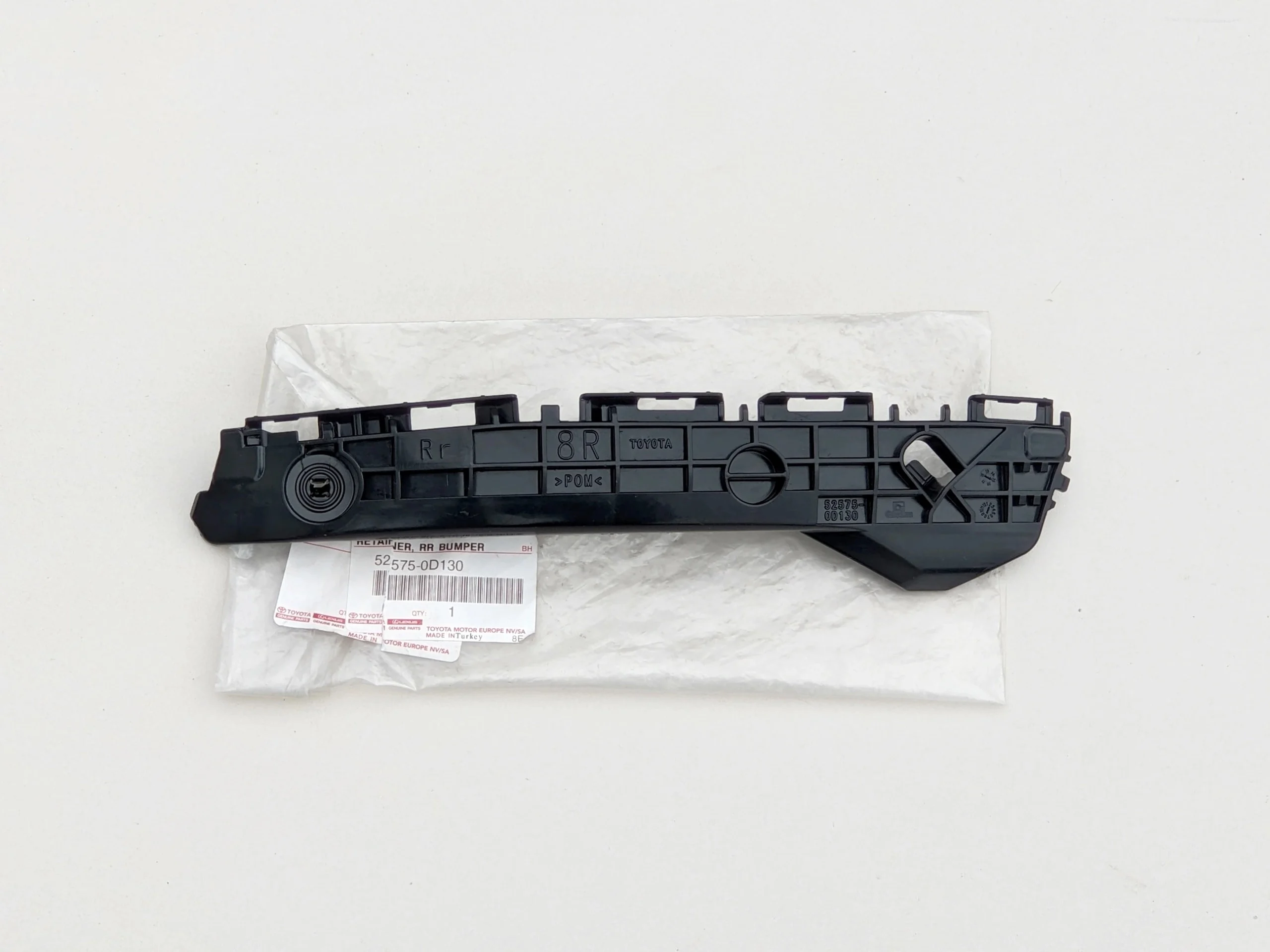 yaris-iii-slizg-uchwyt-zderzaka-prawy-tyl-11-14-a52575-0d130-8r-ed-car.pl-6074854