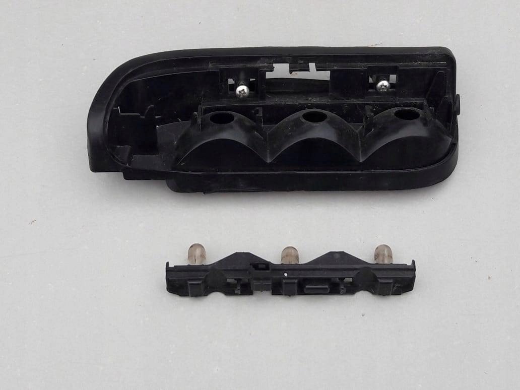 berlingo-i-partner-i-lampka-stop-trzecie-swiatlo-yorka-45023-ed-car.pl-4887743