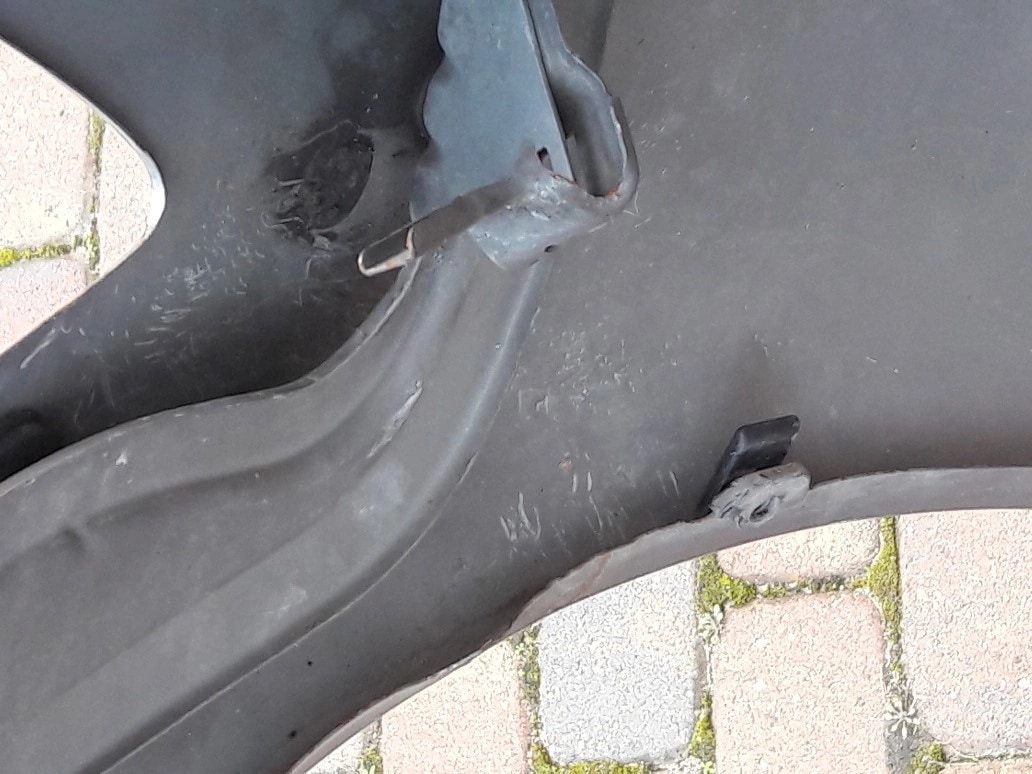 infiniti-m30-m35-m37-q70-blotnik-prawy-przod-10-22-f3100-1mema-f3100-1mama-ed-car.pl-6092529