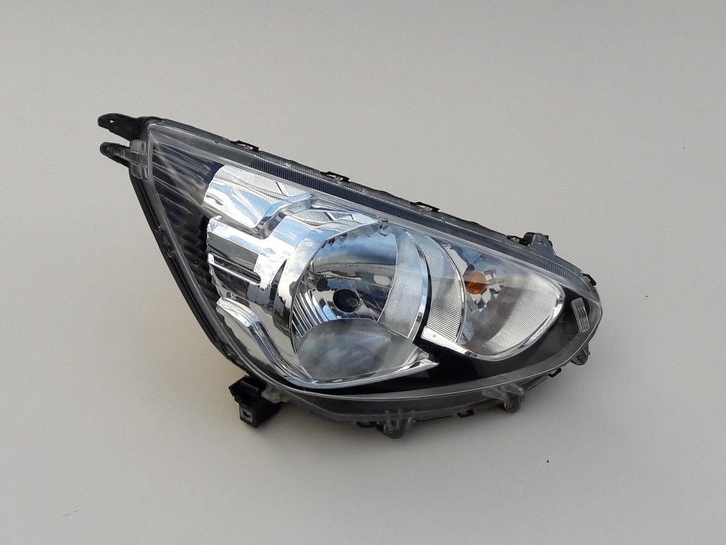 space-star-ii-lampa-reflektor-prawy-przod-13-stanley-w0504-ed-car.pl-6139044