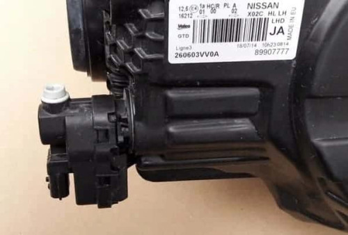 note-ii-2-e12-silniczek-reflektora-lampy-12-17-260103vv0a-260603vv0a-ed-car.pl-4889265