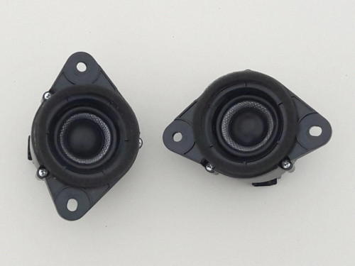 prius-iii-w3-glosnik-konsoli-deski-rozdzielczej-86160-47100-ed-car.pl-5943993