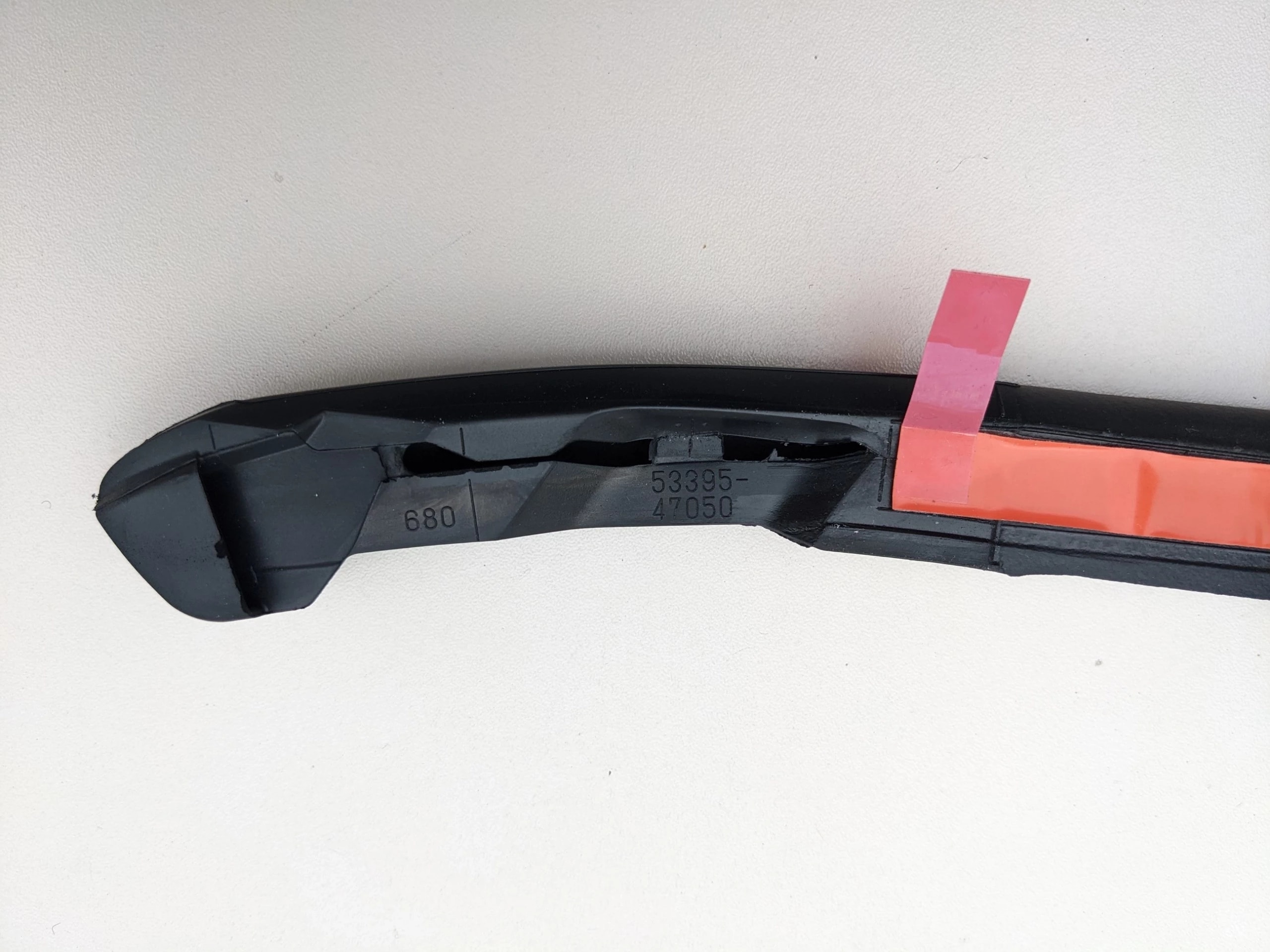 prius-iv-phv-plug-in-ii-uszczelka-atrapy-przod-16-a53395-47050-ed-car.pl-6068084
