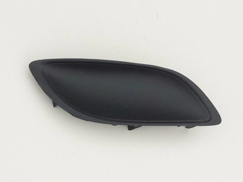 yaris-ii-lift-zaslepka-zderzaka-prawy-przod-08-11-a81481-0d090-814810d090-ed-car.pl-6197235