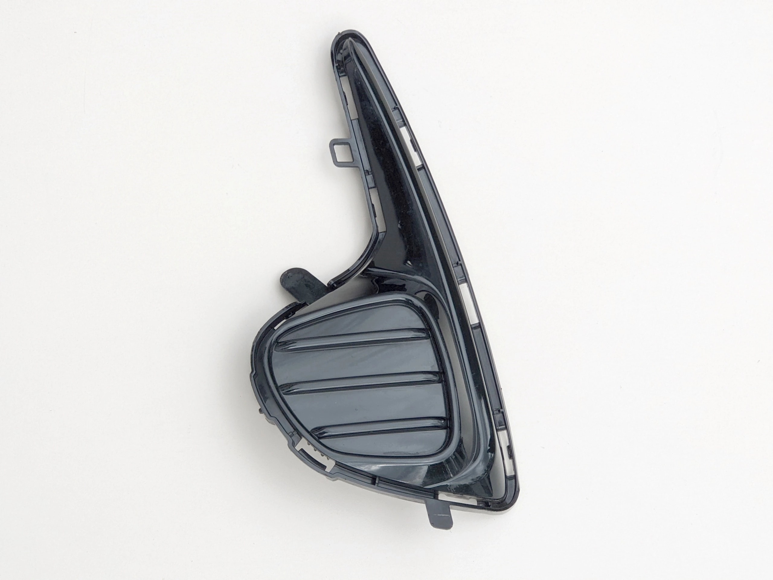 yaris-iii-2-lift-zaslepka-zderzaka-lewy-przod-17-a81482-0d330-ed-car.pl-5958898