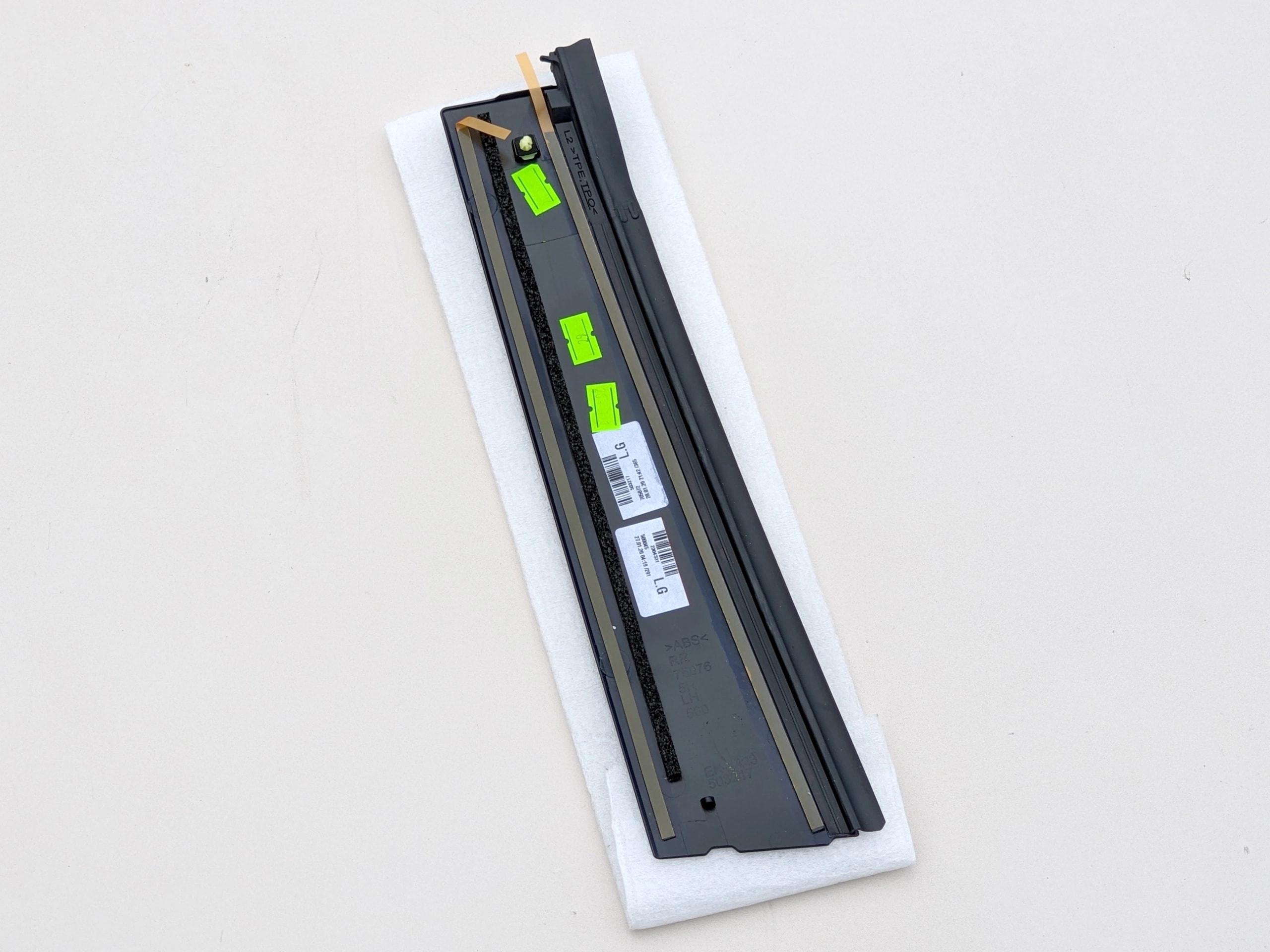 toyota-c-hr-listwa-slupka-drzwi-lewy-tyl-16-23-a75076-f4020-lh-ed-car.pl-6128715