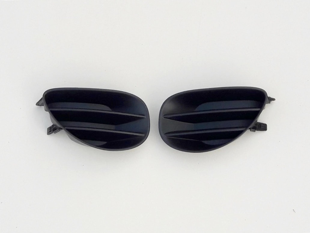 toyota-yaris-ii-p9-zaslepki-zderzaka-przod-05-08-a81482-0d020-a81481-0d010-ed-car.pl-6200909