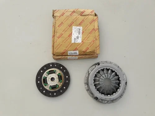auris-i-corolla-x-e15-yaris-ii-docisk-sprzegla-31210-12340-31250-12600-ed-car.pl-4860302