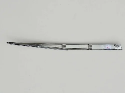 avensis-iii-t27-lift-listwa-klapy-prawy-tyl-15-18-a76813-05010-7681305010-ed-car.pl-5446432