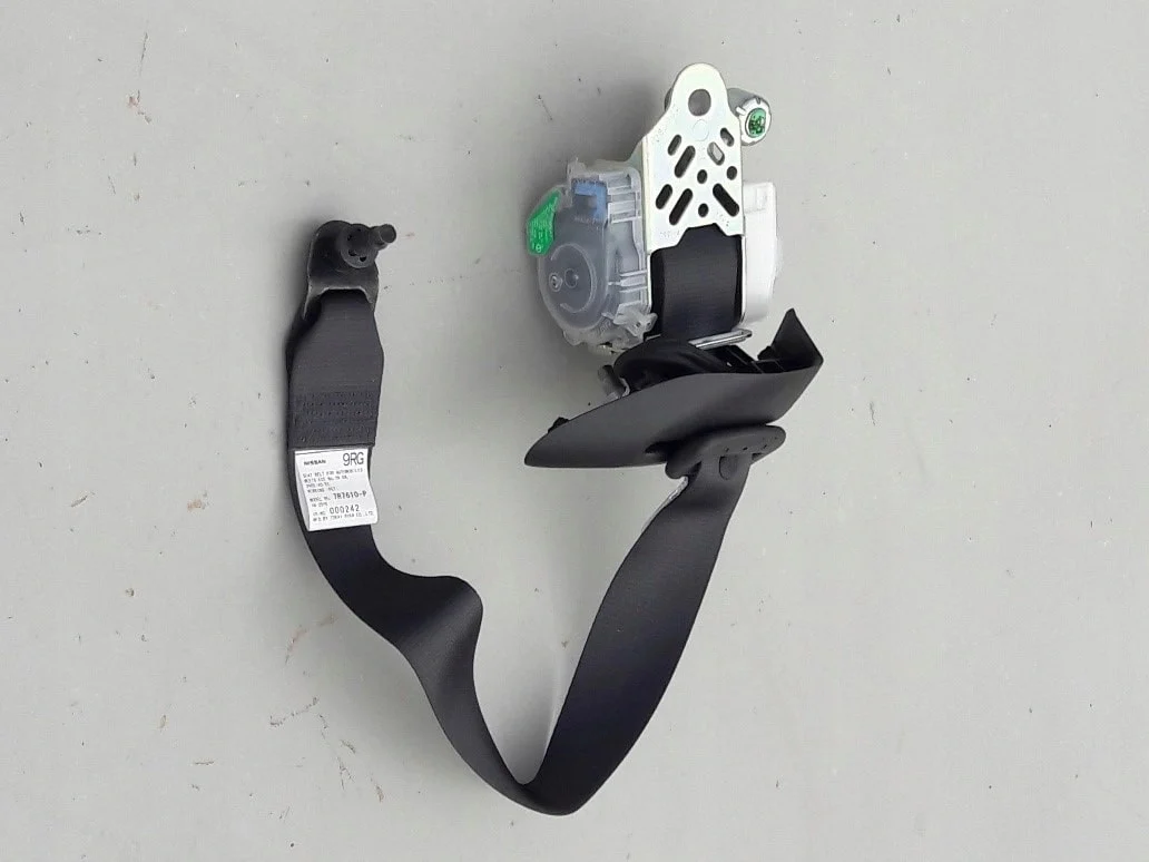 infiniti-g35-g37-pas-bezpieczenstwa-prawy-przod-86884-jk61a-86884-jk61a-ed-car.pl-4864493
