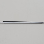 Avensis II T25 listwa zgarniająca prawy przód 03-