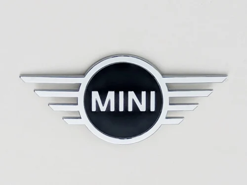 mini-clubman-ii-f54-lift-emblemat-maski-przod-19-51-14-7-481-906-7481906-ed-car.pl-6281010