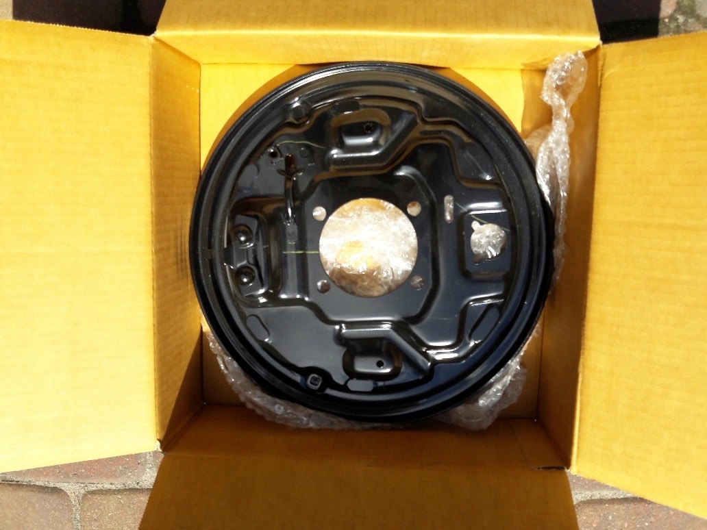 navara-iv-d23-np300-oslona-tarczy-prawy-tyl-14-22-44020-4kj0b-440204kj0b-ed-car.pl-4865608