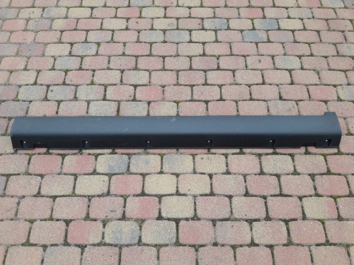 ssangyong-tivoli-lewa-listwa-progowa-prog-15-79550-35000-ed-car.pl