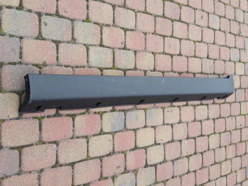 ssangyong-tivoli-lewa-listwa-progowa-prog-15-79550-35000-ed-car.pl