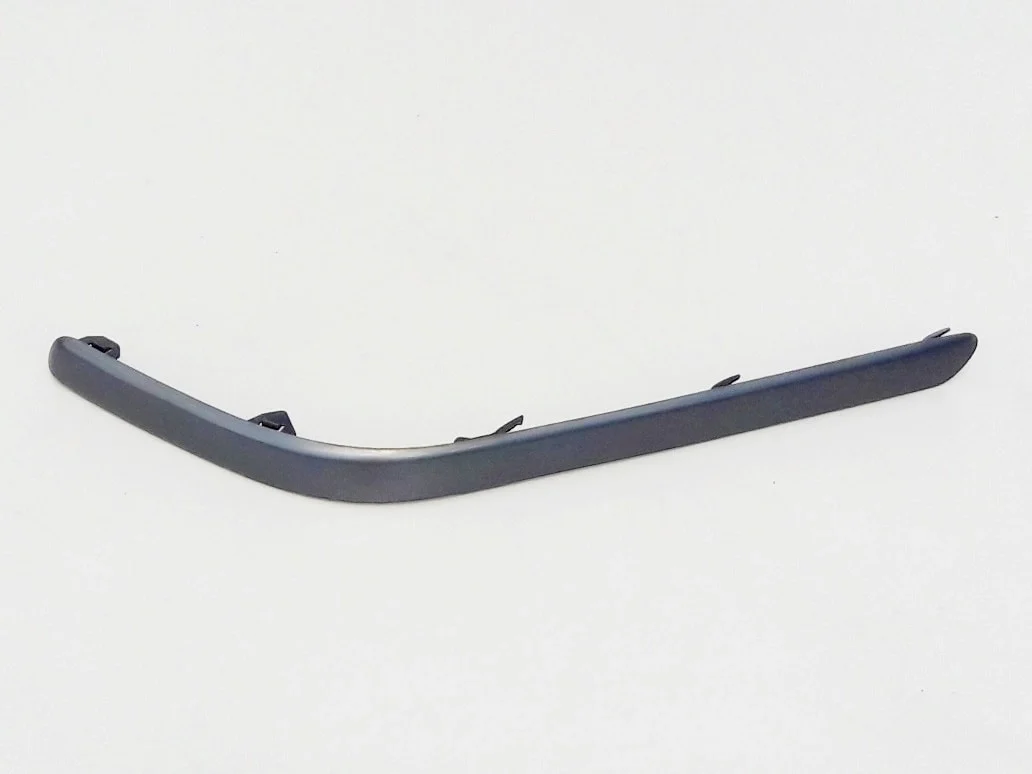 avensis-ii-t25-lb-sedan-listwa-zderzaka-prawy-tyl-52752-05902-52752-05020-ed-car.pl-4862660