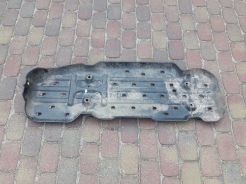 hilux-viii-oslona-podwozia-pod-zbiornik-paliwa-15-77641-kk030-ed-car.pl-6326552