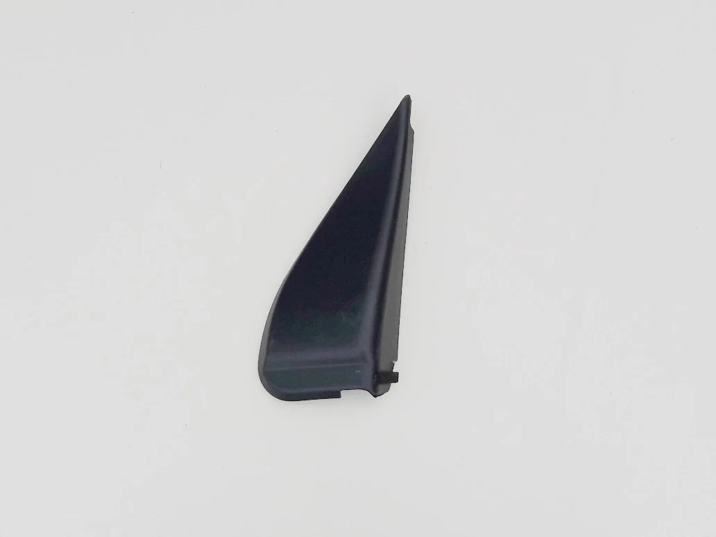 nissan-cube-zaslepka-trojkat-drzwi-prawy-przod-02-80292-3u000-ed-car.pl-6325759