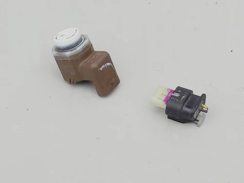 bmw-5-f10-f11-czujnik-parkowania-pdc-przod-10-17-9308729-9270497-ed-car.pl-4862549