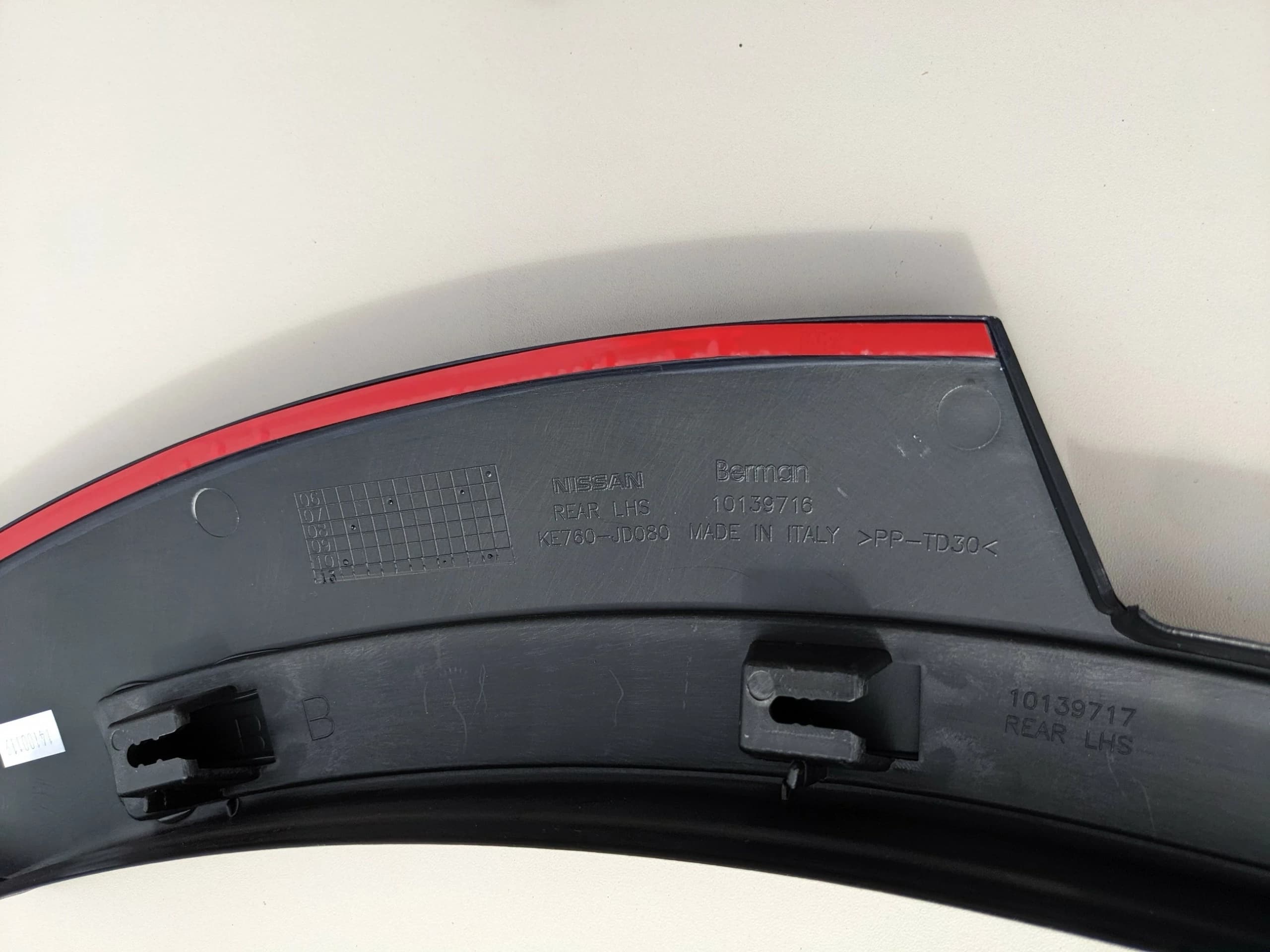 qashqai-i-j10-listwy-blotnika-zderzaka-06-13-ke760-jd080-ed-car.pl-6043580