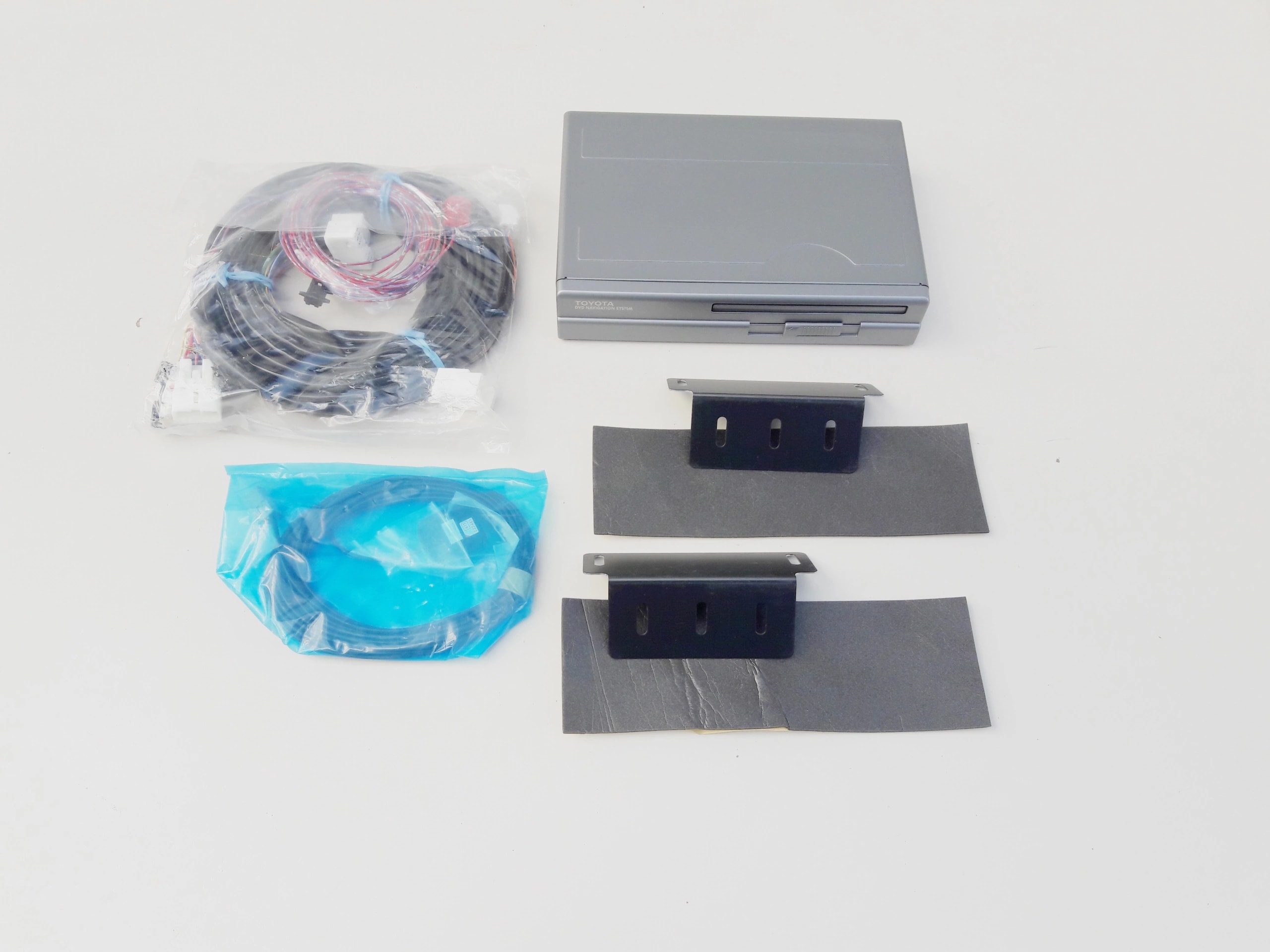 avensis-t25-czytnik-dvd-navigacji-nawigacji-03-09-pz445-b0330-a0-ed-car.pl-6668487