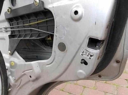 hyundai-terracan-zamek-drzwi-prawy-tyl-tylny-01-07-brak-informacji-ed-car.pl-4887849