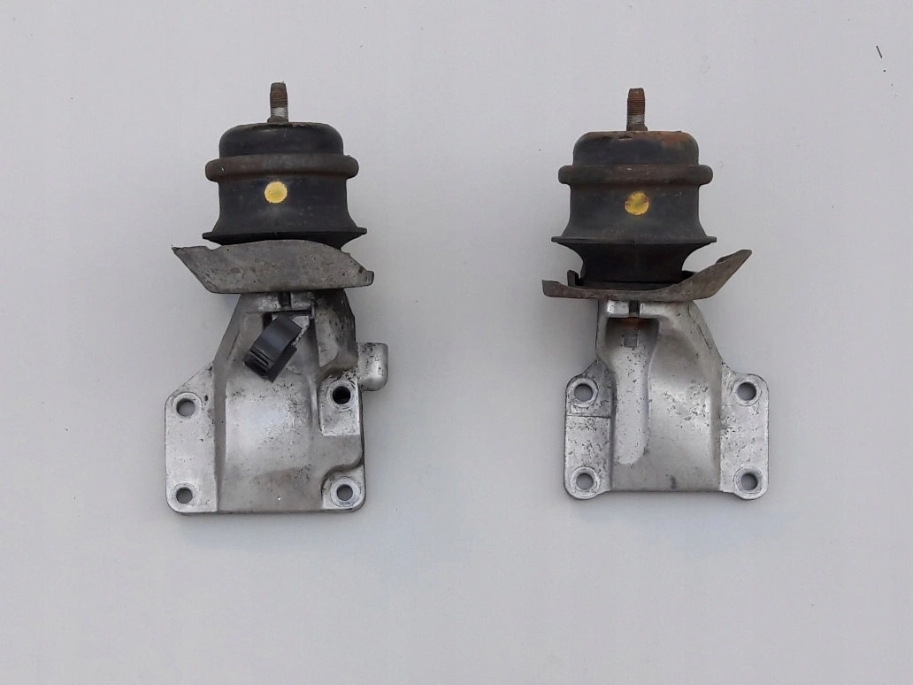 infiniti-g35-coupe-fx35-nissan-350z-poduszka-lapa-11220-ac000-ed-car.pl-4860783