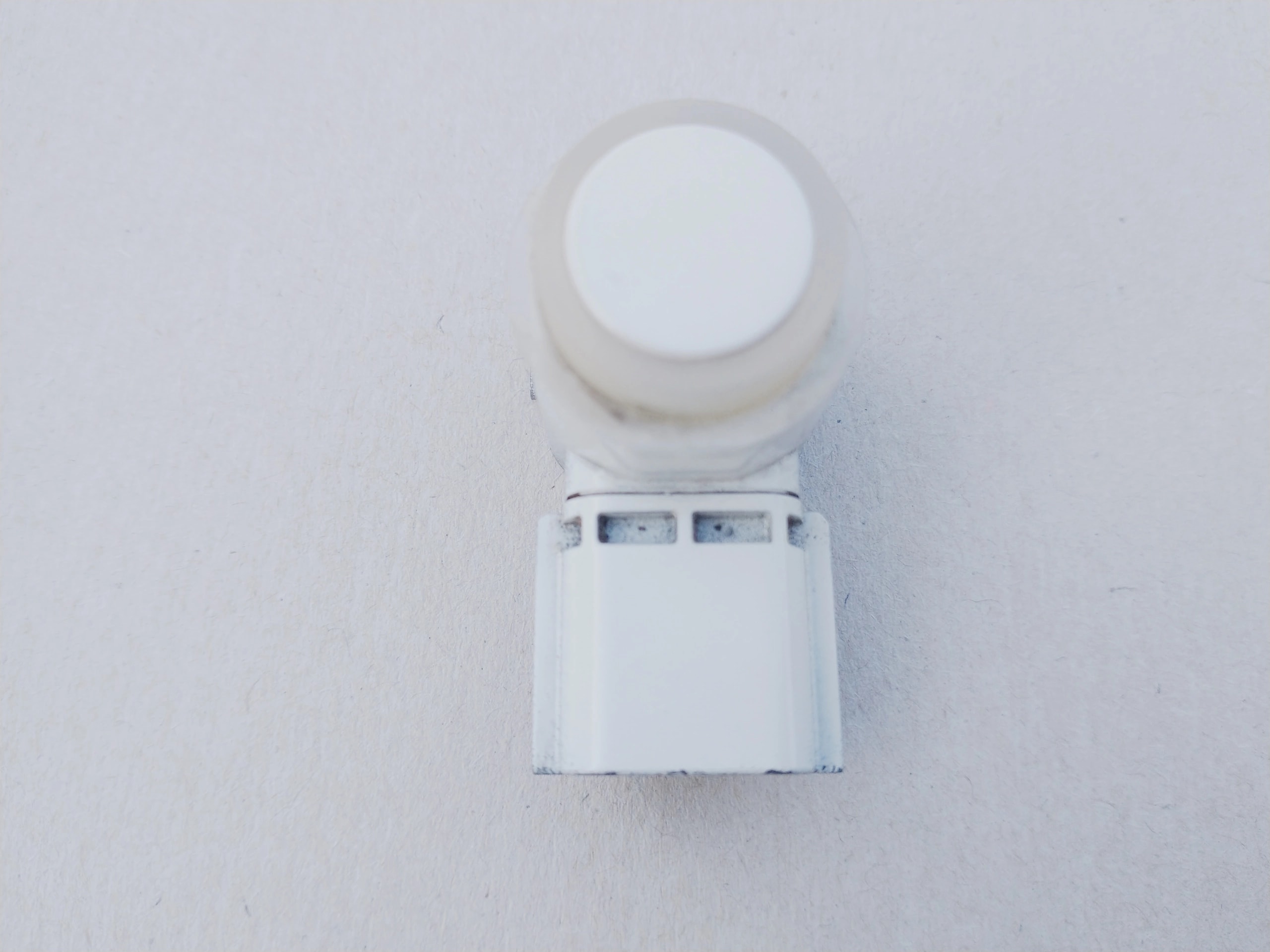 infiniti-q50-q50s-czujnik-parkowania-pdc-przod-13-28438-4ga0a-284384ga0a-ed-car.pl-6664835