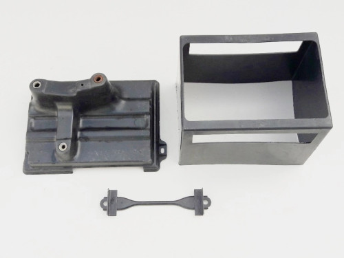 lexus-is200-is300-obudowa-akumulatora-99-74431-51010-ed-car.pl-6669077