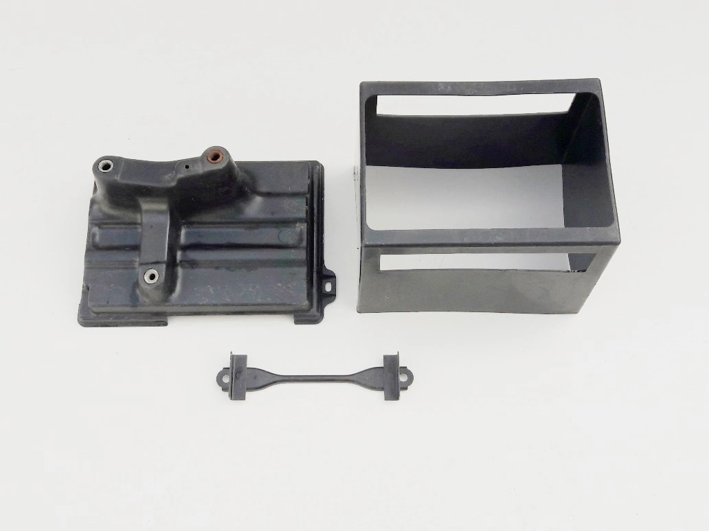 lexus-is200-is300-obudowa-akumulatora-99-74431-51010-ed-car.pl-6669077