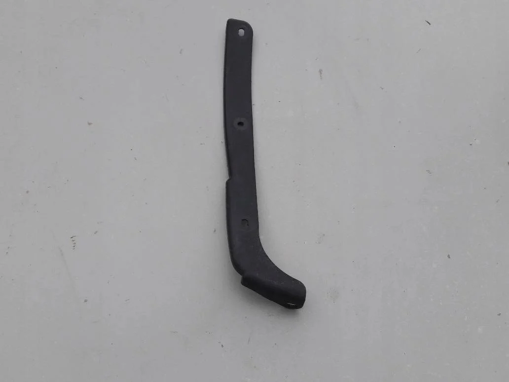 lexus-is200-listwa-blotnik-nadkola-prawy-przod-98-53827-53010-ed-car.pl-4890683